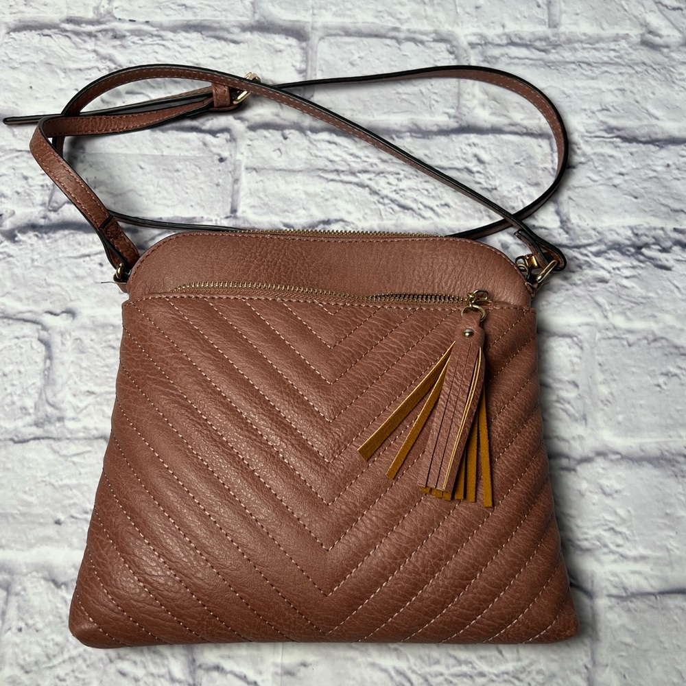 Quilted Chevron Crossbody Bag with Adjustable Strap